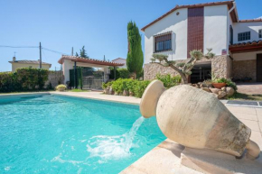 Encantadora villa con Piscina,Spa y cerca de playa